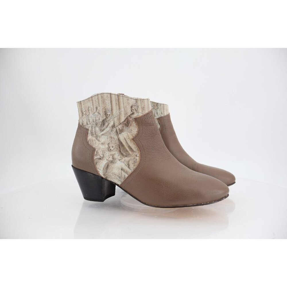 Icon Kay Boots Women's Size 7 Brown Beige Boho Leather Booties Low Heel Artsy